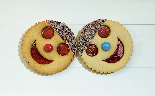 Adorable smiley face cake from Chrome web store to be run with OffiDocs Chromium online Adorable smiley face cake from Chrome web store to be run with OffiDocs Chromium online