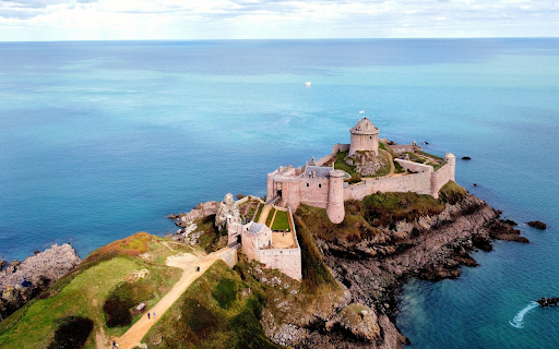 Ancient castle by the sea from Chrome web store to be run with OffiDocs Chromium online Ancient castle by the sea from Chrome web store to be run with OffiDocs Chromium online