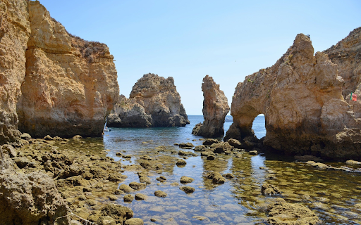 Beautiful rocky beach from Chrome web store to be run with OffiDocs Chromium online Beautiful rocky beach from Chrome web store to be run with OffiDocs Chromium online