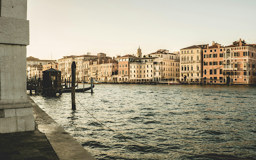 Body of Water Near Building from Chrome web store to be run with OffiDocs Chromium online Body of Water Near Building from Chrome web store to be run with OffiDocs Chromium online