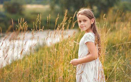 Little girl on the riverbank from Chrome web store to be run with OffiDocs Chromium online Little girl on the riverbank from Chrome web store to be run with OffiDocs Chromium online