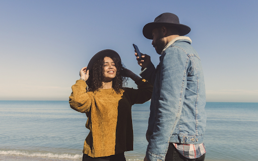 Male and female couple from Chrome web store to be run with OffiDocs Chromium online Male and female couple from Chrome web store to be run with OffiDocs Chromium online