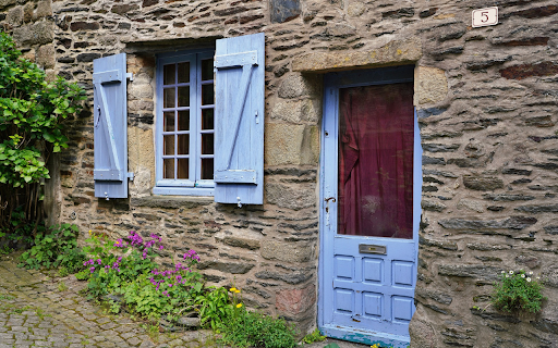 Stone House and Blue Windows from Chrome web store to be run with OffiDocs Chromium online Stone House and Blue Windows from Chrome web store to be run with OffiDocs Chromium online