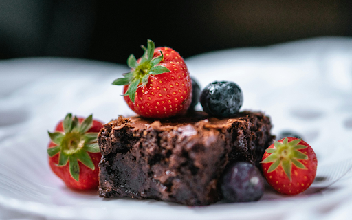 Strawberry on Chocolate Cake on White Ceramic Plate from Chrome web store to be run with OffiDocs Chromium online Strawberry on Chocolate Cake on White Ceramic Plate from Chrome web store to be run with OffiDocs Chromium online