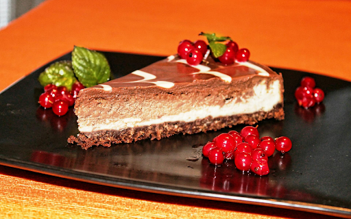 The Cake and the Red Fruit from Chrome web store to be run with OffiDocs Chromium online The Cake and the Red Fruit from Chrome web store to be run with OffiDocs Chromium online