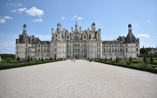 The entrance to the castle from Chrome web store to be run with OffiDocs Chromium online The entrance to the castle from Chrome web store to be run with OffiDocs Chromium online
