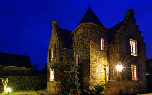 The house glowed with electric light from Chrome web store to be run with OffiDocs Chromium online The house glowed with electric light from Chrome web store to be run with OffiDocs Chromium online