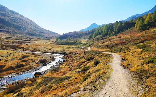 Trail through the mountains from Chrome web store to be run with OffiDocs Chromium online Trail through the mountains from Chrome web store to be run with OffiDocs Chromium online