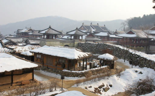 Winter Landscape of a Traditional Village from Chrome web store to be run with OffiDocs Chromium online Winter Landscape of a Traditional Village from Chrome web store to be run with OffiDocs Chromium online