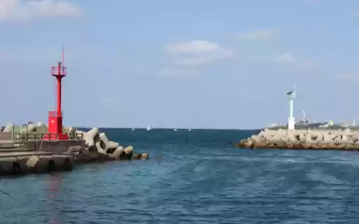 Coastal Harbor Entrance with Twin Lighthouses from Chrome web store to be run with OffiDocs Chromium online Coastal Harbor Entrance with Twin Lighthouses from Chrome web store to be run with OffiDocs Chromium online