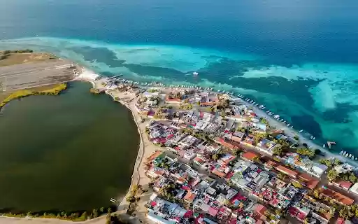 Island town from Chrome web store to be run with OffiDocs Chromium online Island town from Chrome web store to be run with OffiDocs Chromium online